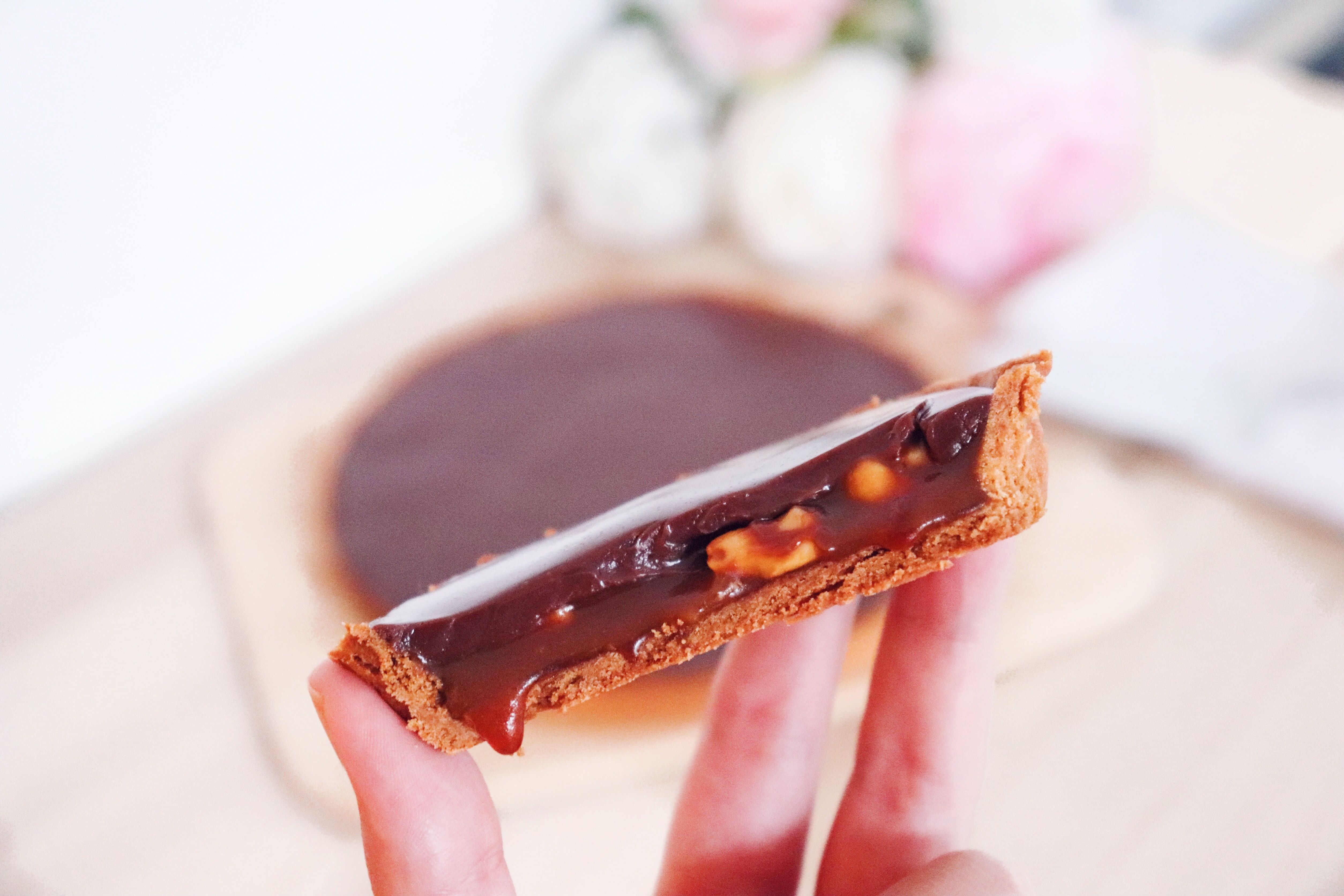 tarte snickers léa patisseries inspirées