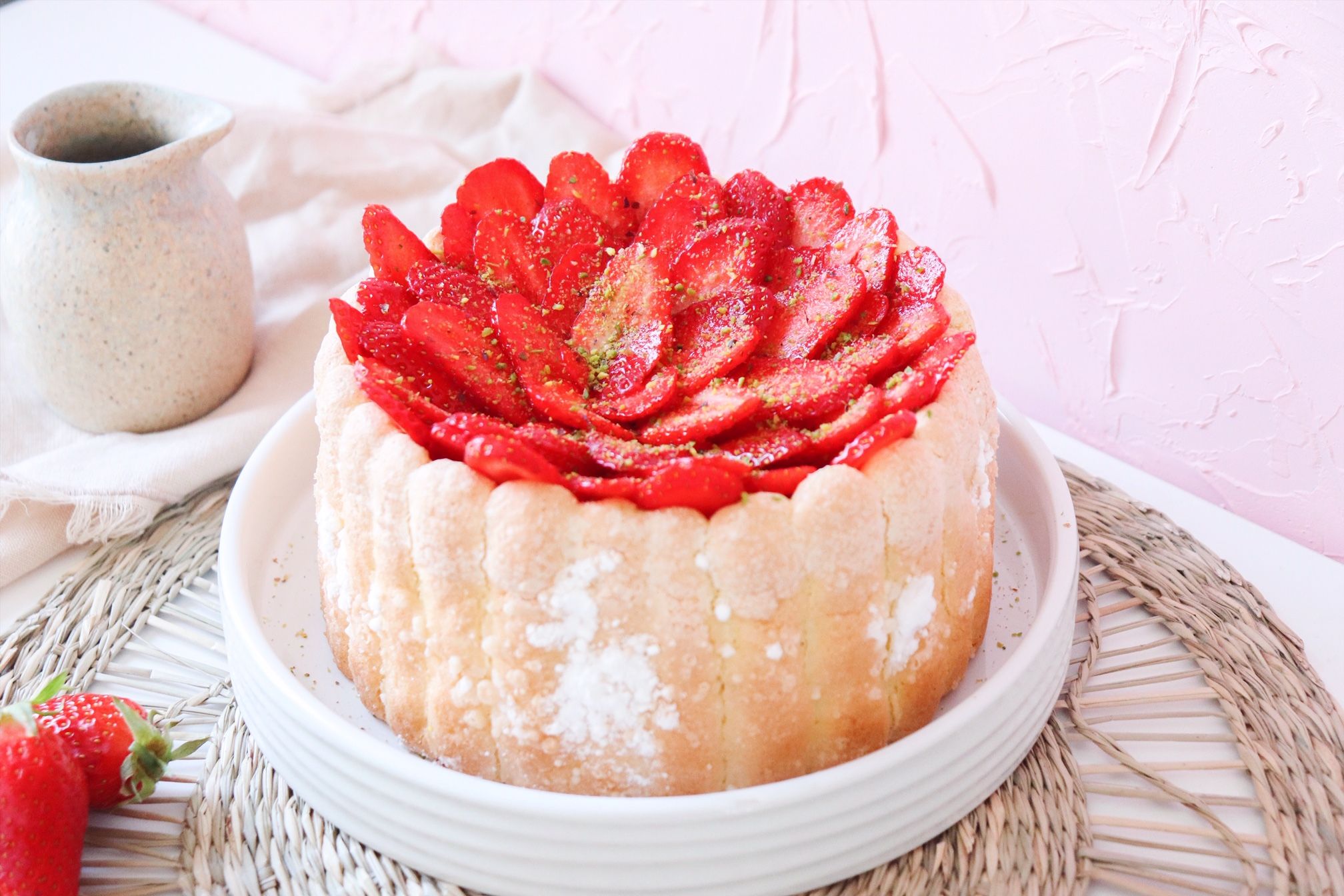 charlotte fraises pistache recette patisserie léa patisseries inspirées