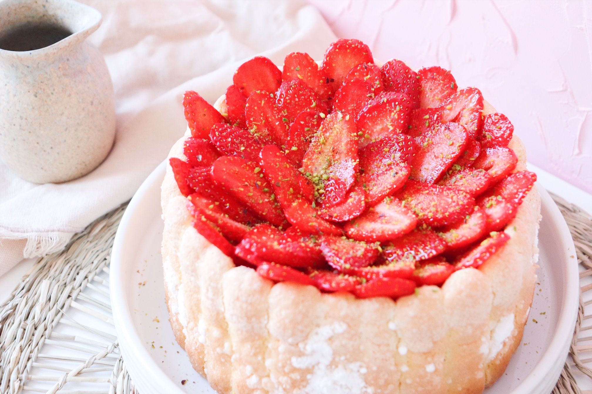 charlotte fraises pistache recette patisserie léa patisseries inspirées