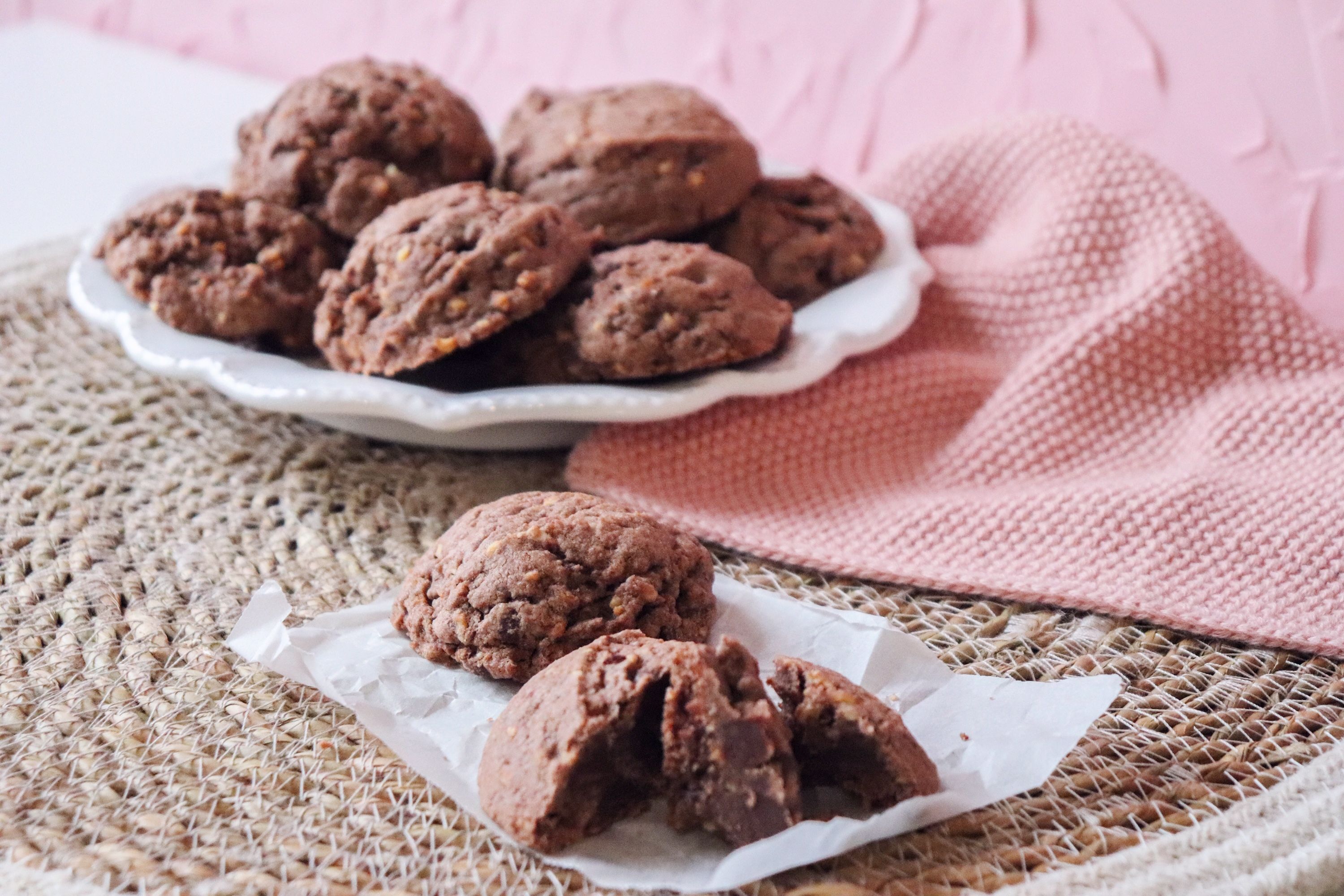 cookies double chocolat et éclats de pralins recette patisserie léa patisseries inspirées